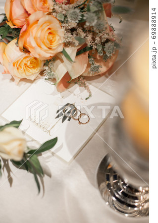 ウエディング 花束 装飾品 69888914