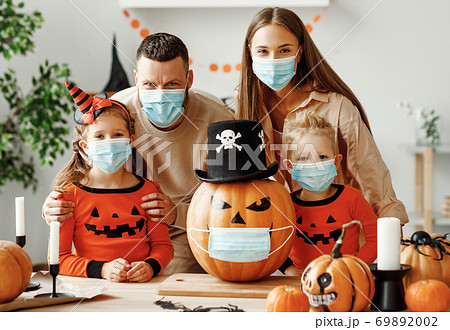 Halloween during the covid19 coronavirus pandemic. 69892002