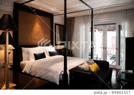 Resort style bedroom with four poster bed, Asian comtemporary bedroom decor Resort style bedroom with four poster bed, Asian comtemporary bedroom decor 69902357