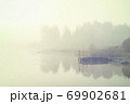 morning fog lake 69902681