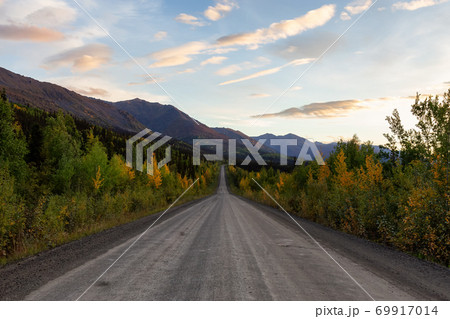 Dempster Highway, Yukon, Canada Dempster Highway, Yukon, Canada 69917014