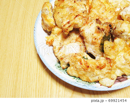 鶏肉のピカタ 69921454