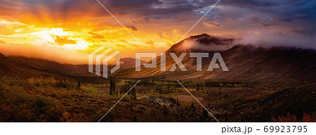 Canadian Nature Landscape 69923795