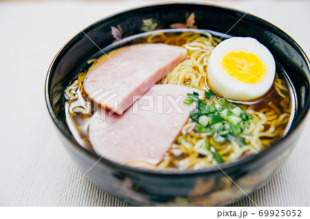 ラーメン ジブリ飯の写真素材