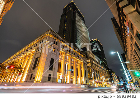 日本の東京都市景観  「室町二丁目」などを望む 69929482