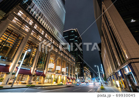 日本の東京都市景観　日本橋三井タワーなどを望む 69930045