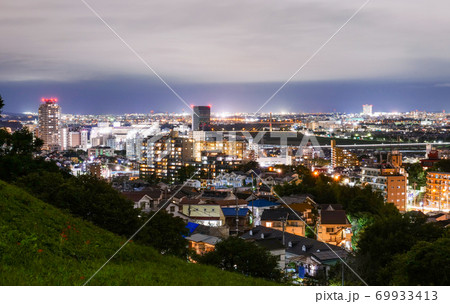 東京郊外の住宅地 夜景 東京郊外の住宅地 夜景 69933413
