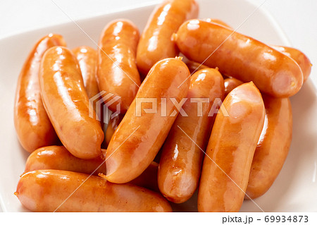 ウインナーソーセージ(ポークソーセージ)。 ウインナーソーセージ(ポークソーセージ)。 69934873