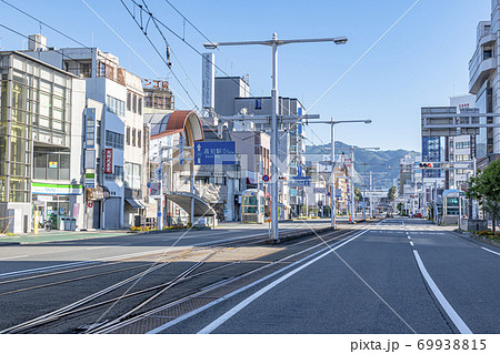 高知県高知市　高知市の街並み 69938815