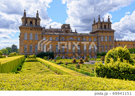 Blenheim Palace in Woodstock - England 69941151
