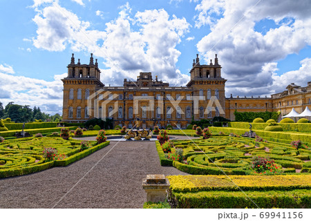 Blenheim Palace in Woodstock - England Blenheim Palace in Woodstock - England 69941156