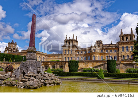 Blenheim Palace in Woodstock - England 69941162