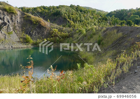 初秋の有くん火口 初秋の有くん火口 69946056