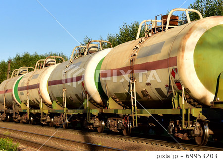 Transport tank car LNG by rail, gas - oil 69953203