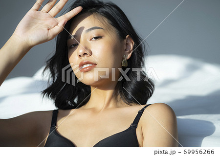 女性 ポートレート ビューティー 女性 ポートレート ビューティー 69956266