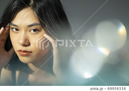 女性 ポートレート ビューティー 女性 ポートレート ビューティー 69956338