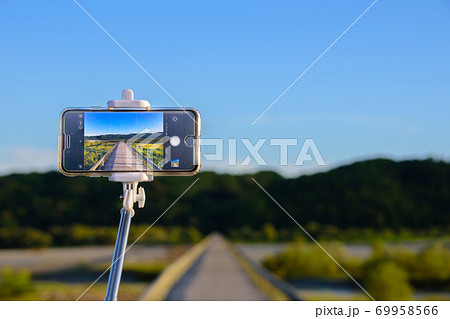 観光地で上手に写真を撮る方法 69958566