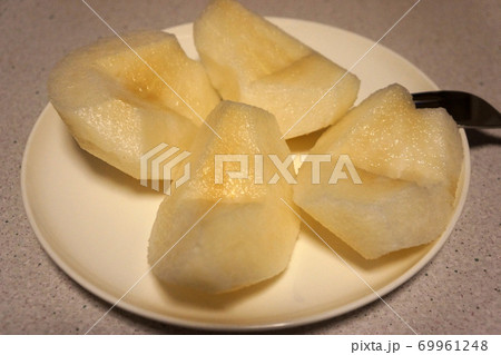 梨のデザート 梨のデザート 69961248