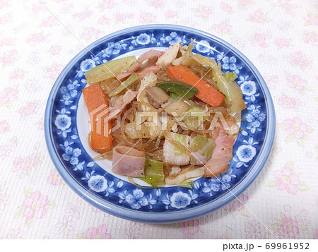 家庭の春雨の炒め物 家庭の春雨の炒め物 69961952