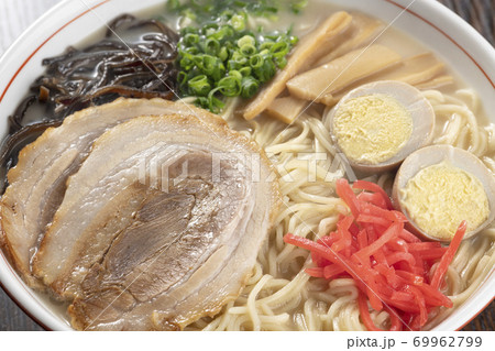 豚骨ラーメン 豚骨ラーメン 69962799