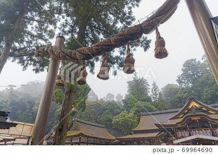 大神神社 縄鳥居 大神神社 縄鳥居 69964690