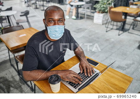 Keeping the distance in public places during the quarantine 69965240