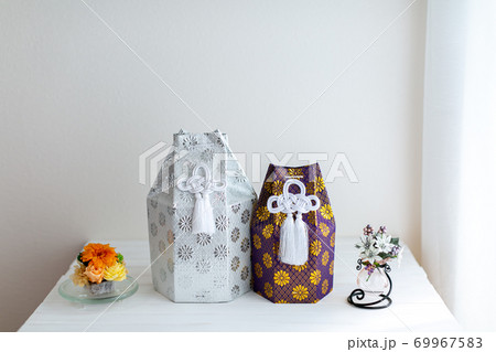 愛犬の遺骨　葬儀　骨壺　お骨 69967583