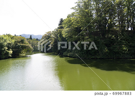 鶴ヶ城（若松城）のお堀 69967883