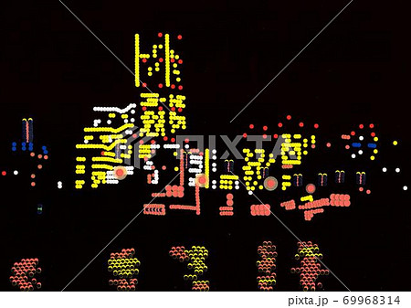 横浜の夜景を丸シールで描いて見た のイラスト素材