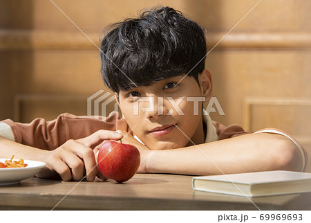 男性 ライフスタイル 食事 男性 ライフスタイル 食事 69969693