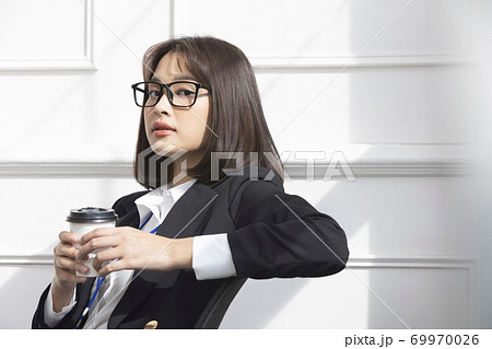 女性 ビジネスウーマン 仕事の写真素材