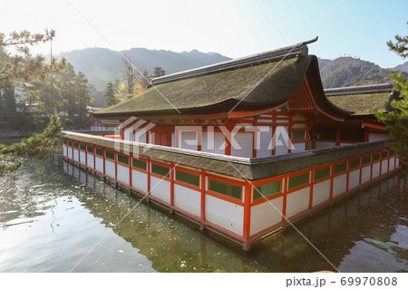 広島県　秋　廿日市市　宮島　厳島神社 69970808