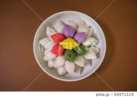 ソンピョン 餅 お盆 69971319