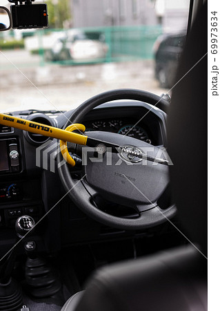 車の盗難 車の盗難 69973634