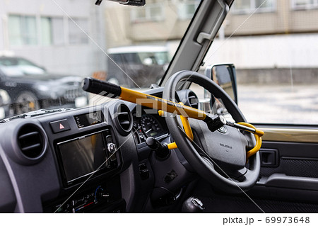 車の盗難 69973648