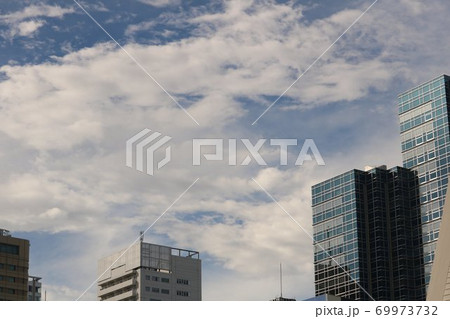 大都会東京池袋のビル群 大都会東京池袋のビル群 69973732
