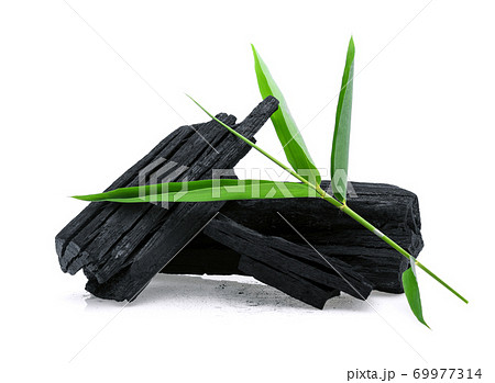 Natural wood charcoal isolated on white background 69977314