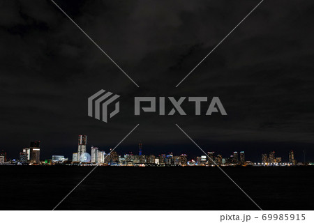 横浜/ みなとみらい21オフィス全館ライトアップ(TOWERS Milight )コピースペース 横浜/ みなとみらい21オフィス全館ライトアップ(TOWERS Milight )コピースペース 69985915