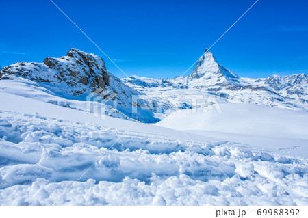 Panoramic beautiful view of snow mountain Matterhorn peak, Zermatt, Switzerland. 69988392