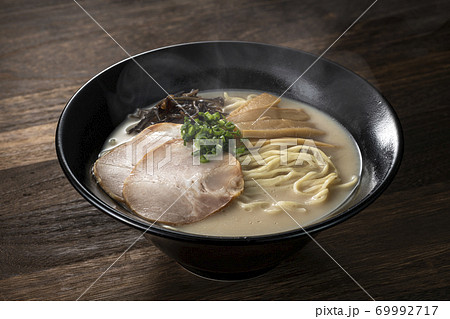 とんこつラーメン 69992717
