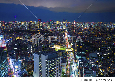 東京夜景 2020年9月 渋谷からワイドで望む大都会 東京夜景 2020年9月 渋谷からワイドで望む大都会 69999723