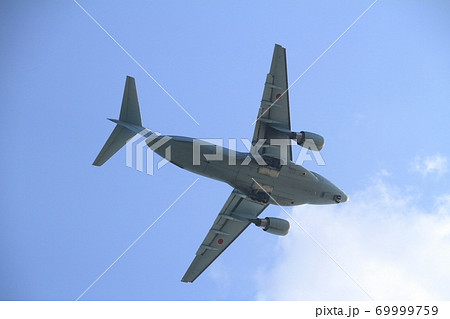 飛行訓練中の航空自衛隊C-2輸送機 鳥取県美保基地所属 69999759