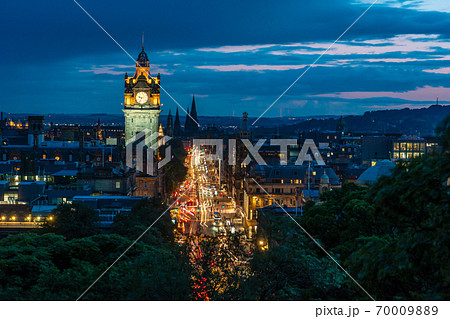 Edinburgh Castle with Cityscape from Calton Hill at dusk Scotland UK Edinburgh Castle with Cityscape from Calton Hill at dusk Scotland UK 70009889