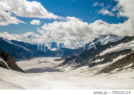 Winter landscape at Jungfraujoch, Switzerland 70010124