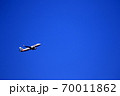 離陸した旅客機 70011862