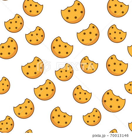 Bite cookie pattern biscuit chip seamless background. Cracker cookie icon crunch vector pattern 70013146