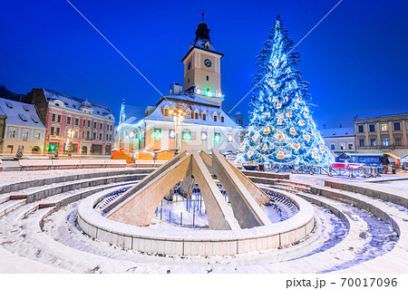 Brasov, Romania, Christmas Market in Transylvania, Europe 70017096