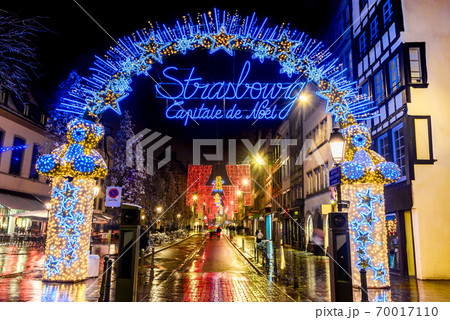 Strasbourg, Alsace, France - Capitale de Noel 70017110