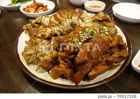 豚足 肉 食べ物 70017226