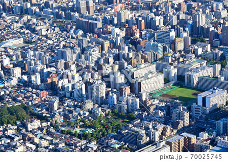 東京スカイツリーからの都市風景 東京スカイツリーからの都市風景 70025745